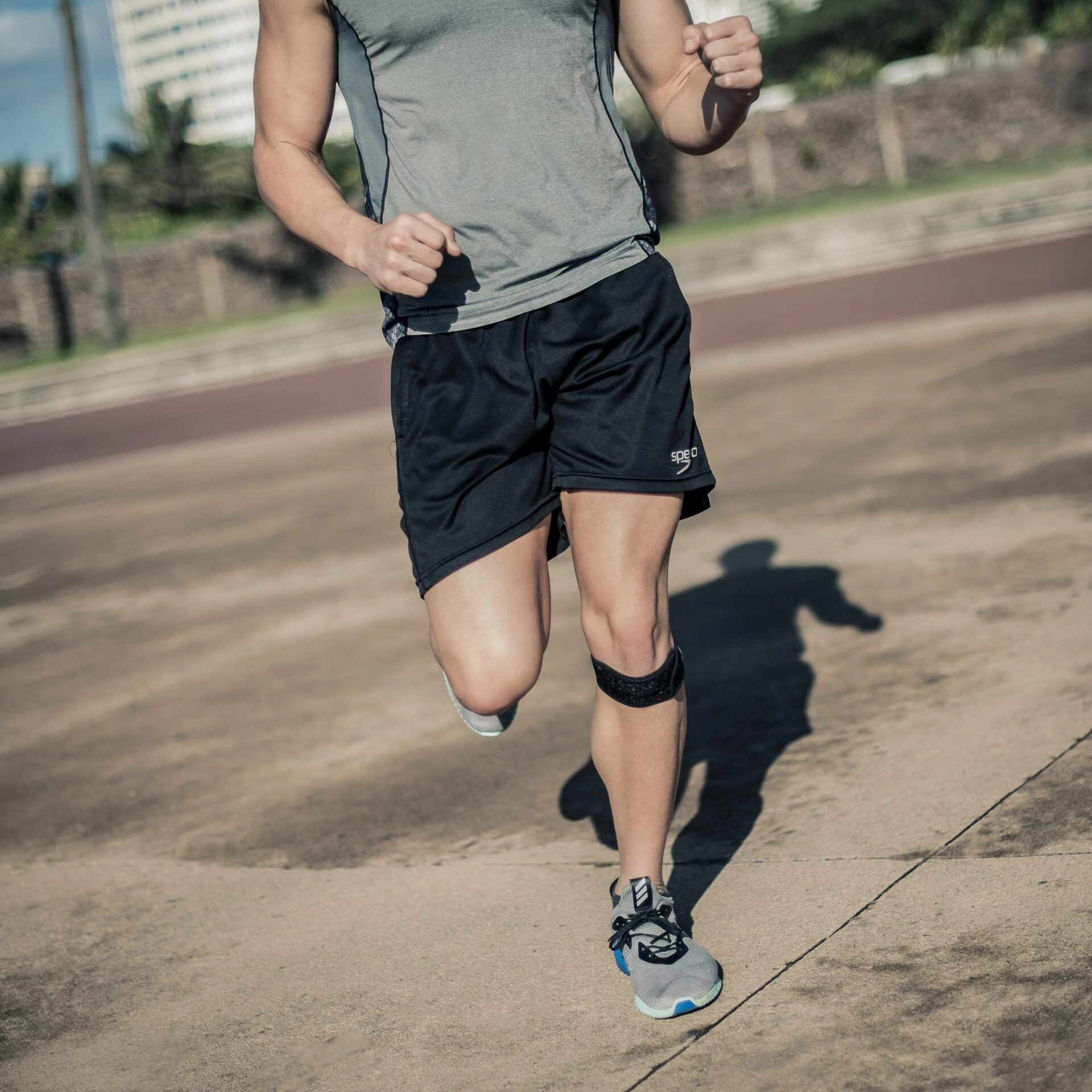 Aero-Tech Neoprene Patella Strap - Image 4